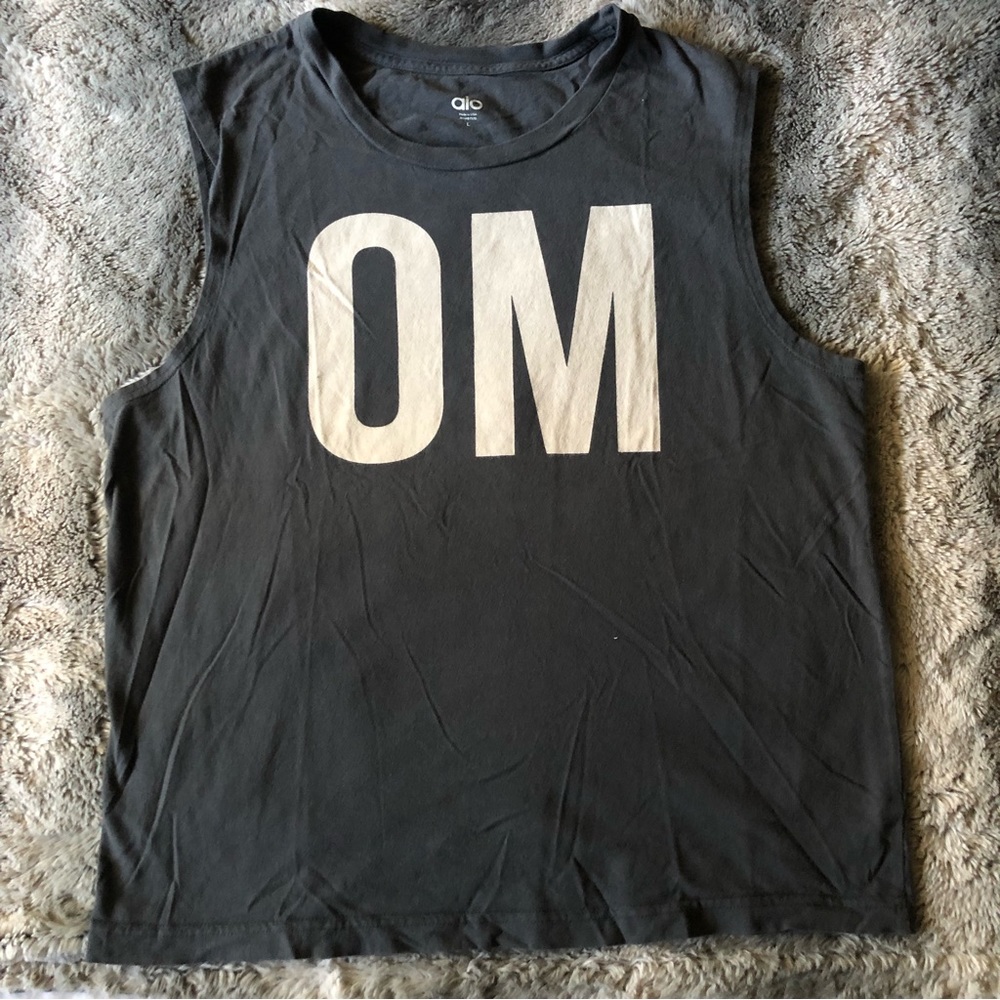 alo yoga men’s tank